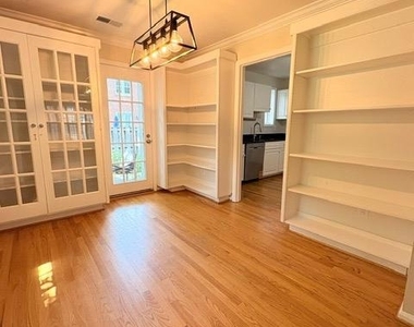 6718 Kenwood Forest Lane - Photo Thumbnail 6