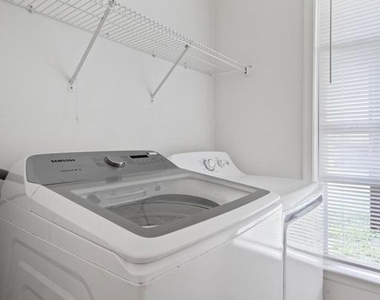 18506 Carriage Walk Circle - Photo Thumbnail 47