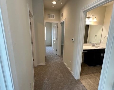 16021 Nightshade St - Photo Thumbnail 21