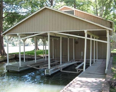 2001 Manana St - Photo Thumbnail 16