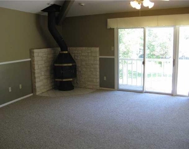 2001 Manana St - Photo Thumbnail 7
