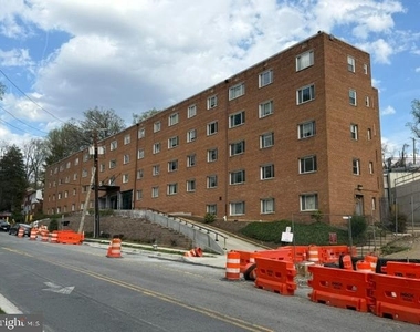 95 E Wayne Avenue - Photo Thumbnail 2