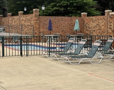 5803 Tudor Lane - Photo Thumbnail 3