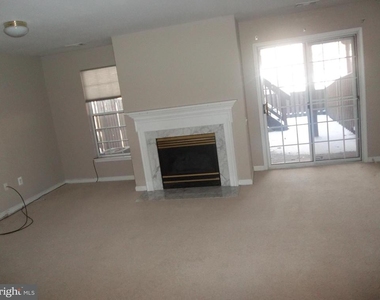 2443 Copper Mountain Terrace - Photo Thumbnail 23
