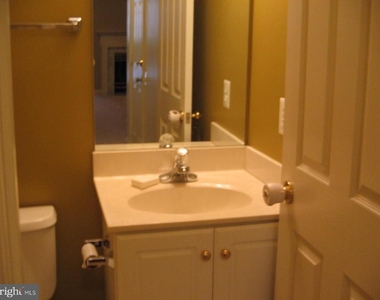 2443 Copper Mountain Terrace - Photo Thumbnail 17