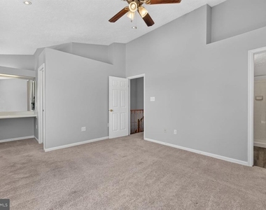 12547 Coral Grove Place - Photo Thumbnail 4