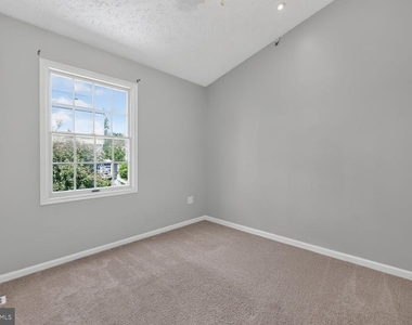 12547 Coral Grove Place - Photo Thumbnail 5