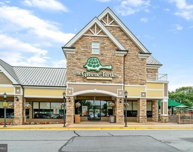 18005 Sunset Lake Court - Photo Thumbnail 43