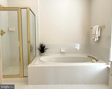 12923 Creamery Hill Drive - Photo Thumbnail 22
