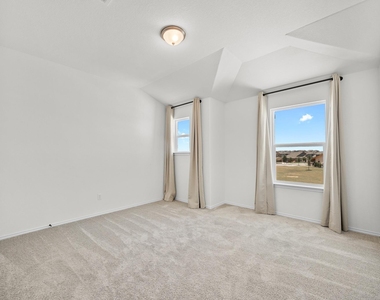 3823 Forino Dr - Photo Thumbnail 32