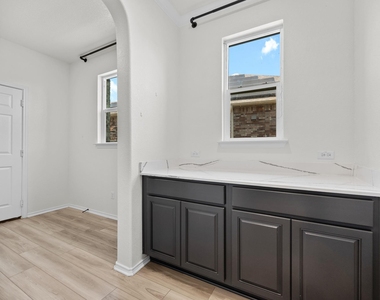 3823 Forino Dr - Photo Thumbnail 21