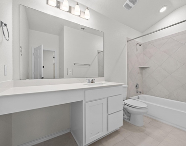 3823 Forino Dr - Photo Thumbnail 33