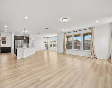 3823 Forino Dr - Photo Thumbnail 11