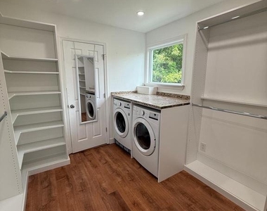 816 Crothers Lane - Photo Thumbnail 7