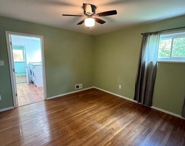 816 Crothers Lane - Photo Thumbnail 6
