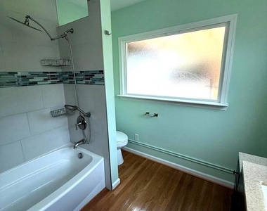 816 Crothers Lane - Photo Thumbnail 9