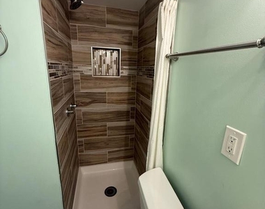 816 Crothers Lane - Photo Thumbnail 28
