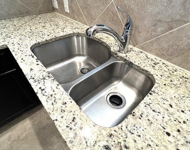 5808 Eden Dr - Photo Thumbnail 4