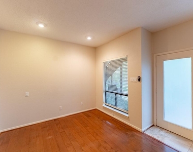 2612 San Pedro St - Photo Thumbnail 5