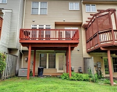 14203 Plum Run Way - Photo Thumbnail 45