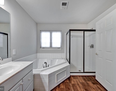 14203 Plum Run Way - Photo Thumbnail 22