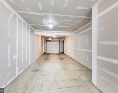 16616 Crabbs Branch Way - Photo Thumbnail 34