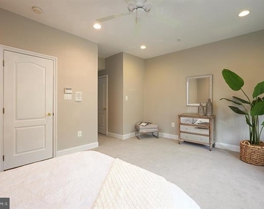 4906 Montgomery Lane - Photo Thumbnail 27