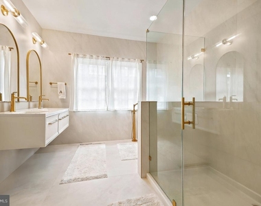 4906 Montgomery Lane - Photo Thumbnail 16