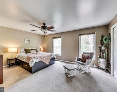 13630 Cedar Creek Lane - Photo Thumbnail 11