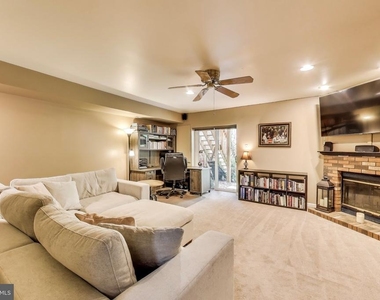 13630 Cedar Creek Lane - Photo Thumbnail 19
