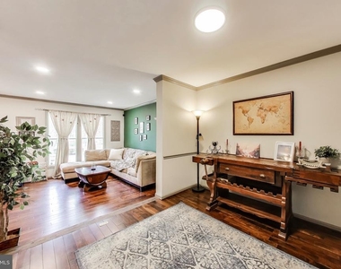 13630 Cedar Creek Lane - Photo Thumbnail 5