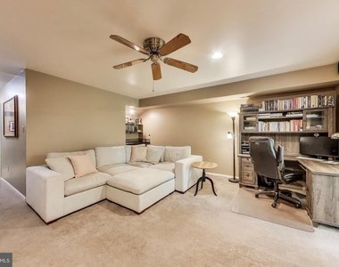 13630 Cedar Creek Lane - Photo Thumbnail 18
