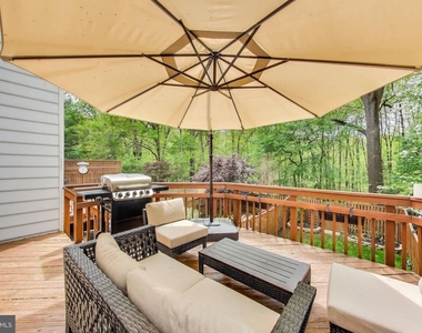 13630 Cedar Creek Lane - Photo Thumbnail 23