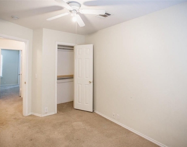 145 Michaelis St - Photo Thumbnail 21