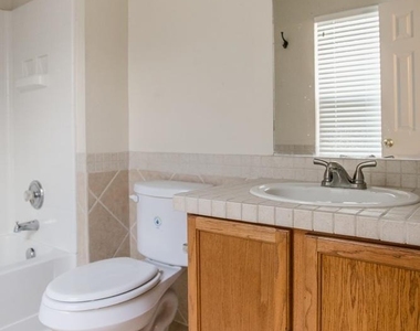 145 Michaelis St - Photo Thumbnail 16