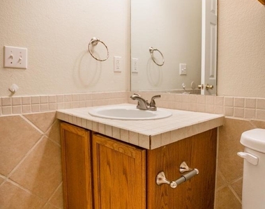 145 Michaelis St - Photo Thumbnail 28