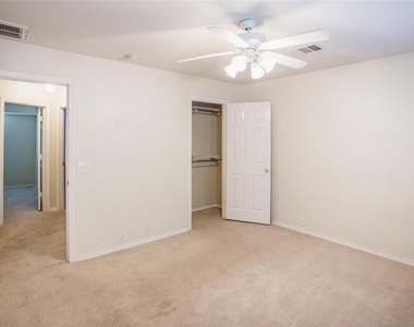 145 Michaelis St - Photo Thumbnail 10