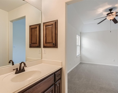 12609 Calistoga Way - Photo Thumbnail 22