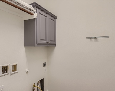 12609 Calistoga Way - Photo Thumbnail 27