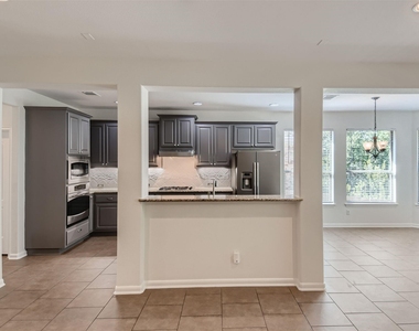 12609 Calistoga Way - Photo Thumbnail 9