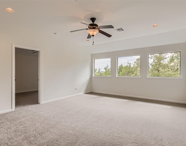 12609 Calistoga Way - Photo Thumbnail 17