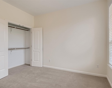 12609 Calistoga Way - Photo Thumbnail 21