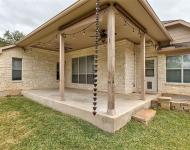3806 Azur Ln - Photo Thumbnail 29