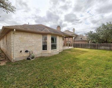 3806 Azur Ln - Photo Thumbnail 27