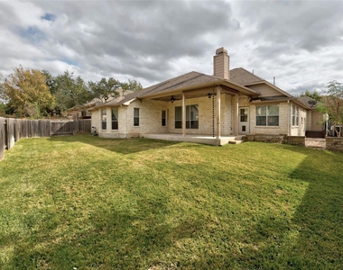 3806 Azur Ln - Photo Thumbnail 26