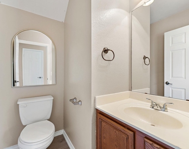 5705 Viewpoint Dr - Photo Thumbnail 15