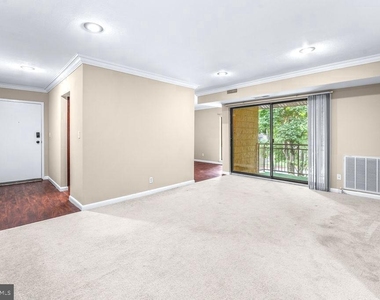 6099 Majors Lane - Photo Thumbnail 14