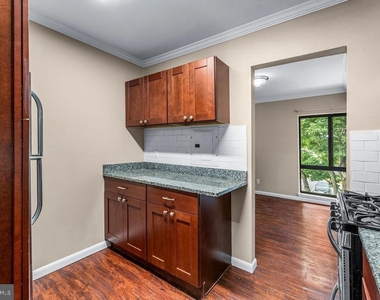 6099 Majors Lane - Photo Thumbnail 6