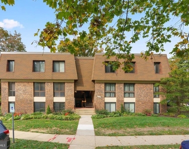 5236 W Running Brook Road - Photo Thumbnail 1