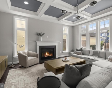 11613 Paca Street - Photo Thumbnail 5